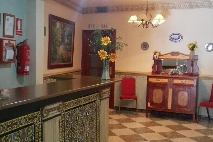 Room 10 of 25