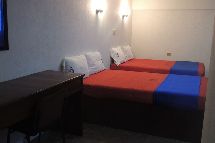 Room 4 of 49