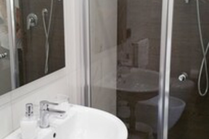 Room 88 of 126