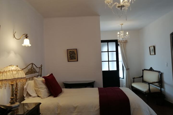 Room 9 of 70