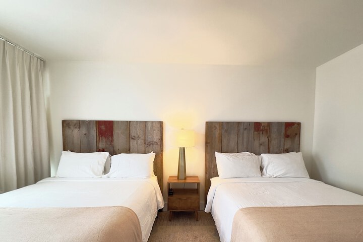 Room 32 of 85