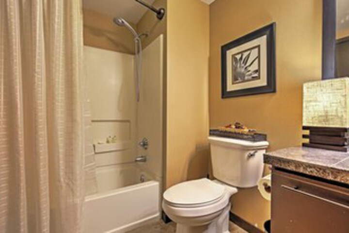Room 15 of 19