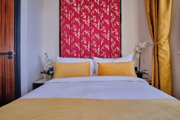 Room 34 of 87