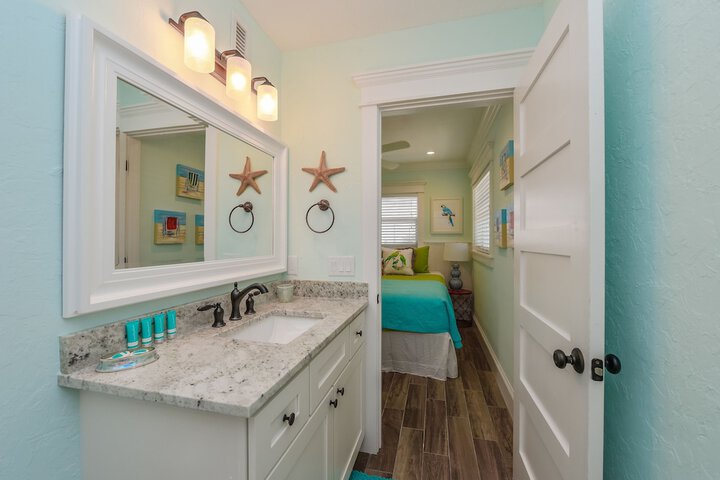 Room 156 of 230