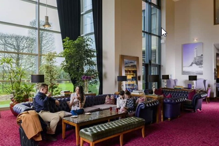 Hotel Lobby