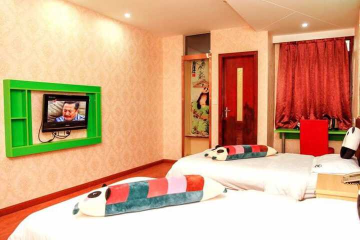 Room 15 of 30