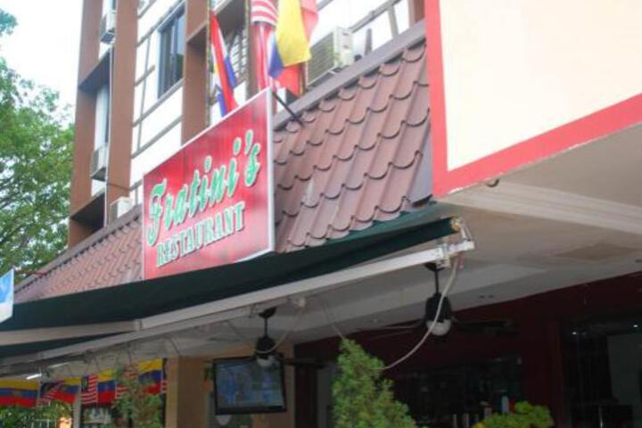 Fratinis Hotel