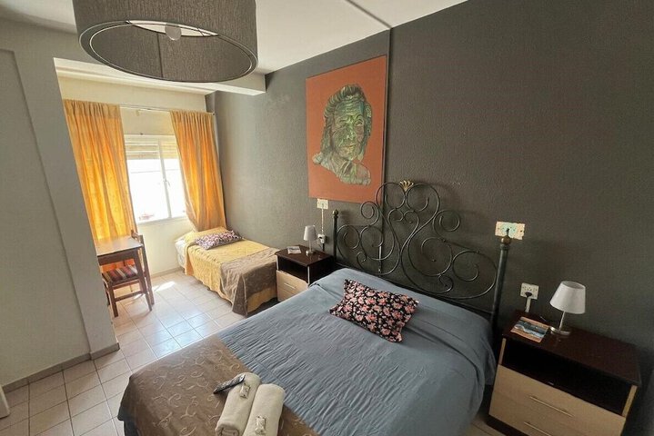 Room 10 of 31