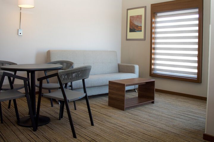 Room 15 of 82