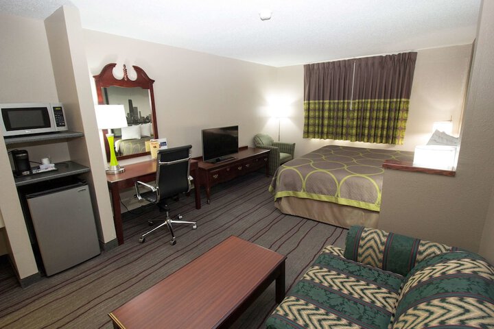 1 King Bed (12 of 28)
