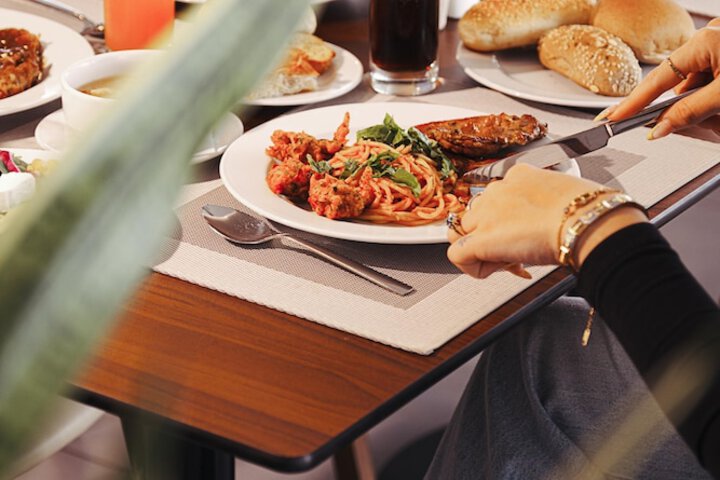 Dining 106 of 136