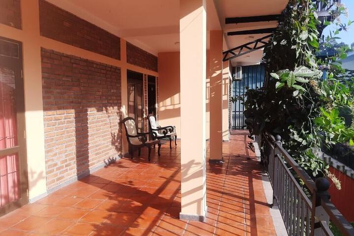 Room 4 of 6
