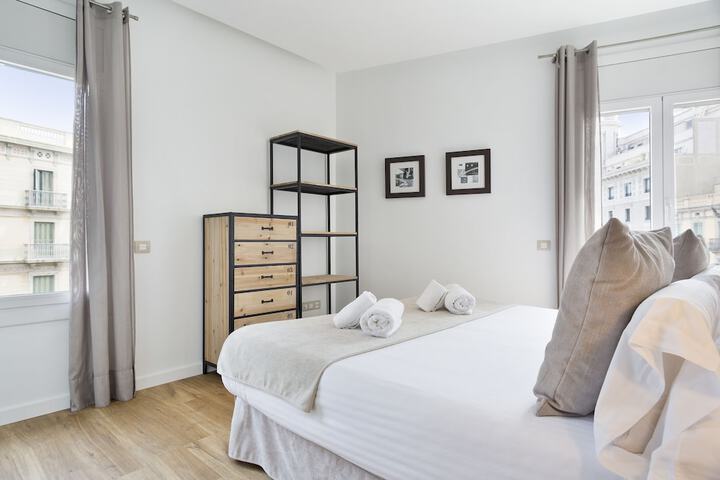 Room 4 of 34