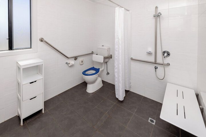 Room 128 of 144