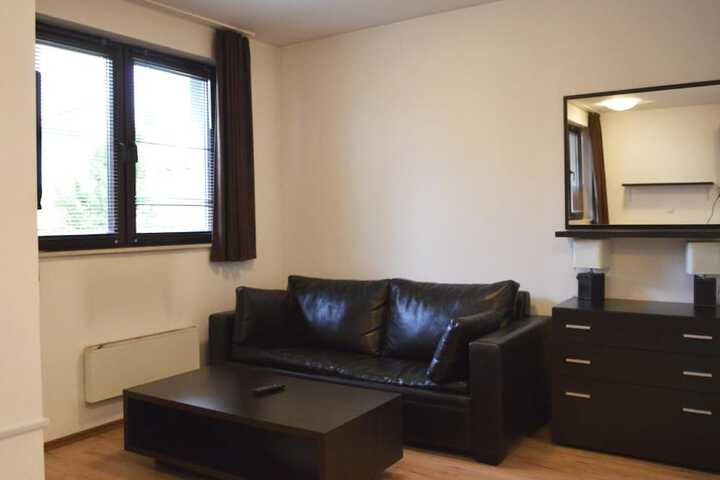 Room 16 of 32
