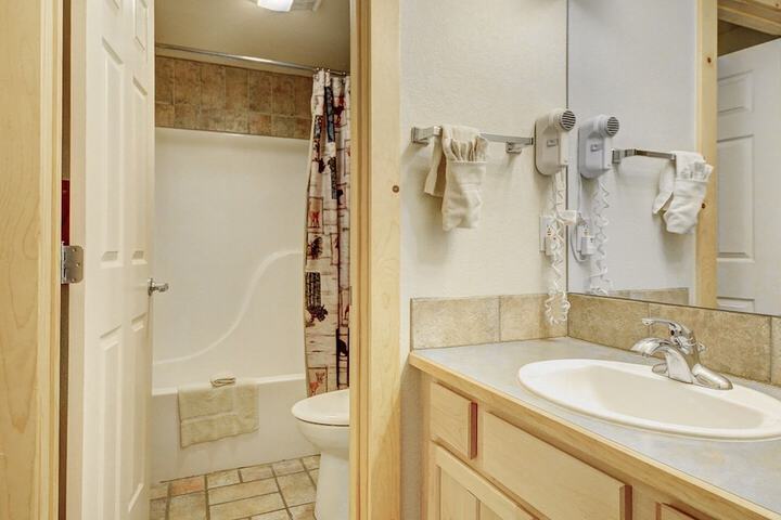 Hotel Interior 85 of 104