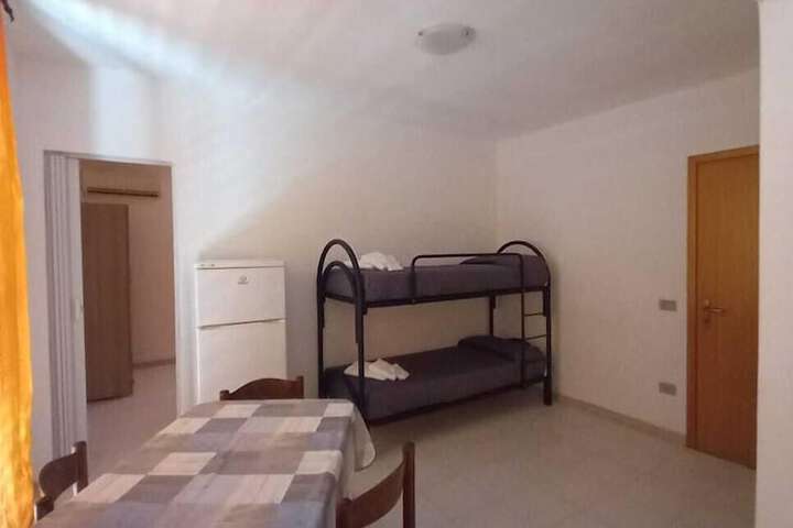 Room 30 of 130