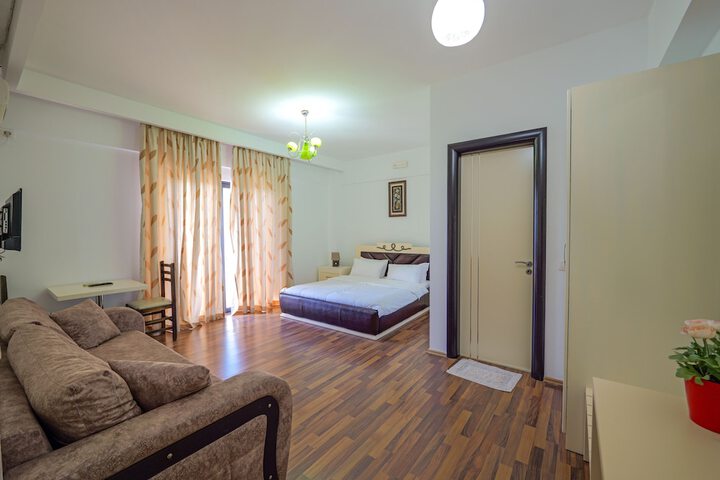 Room 58 of 119