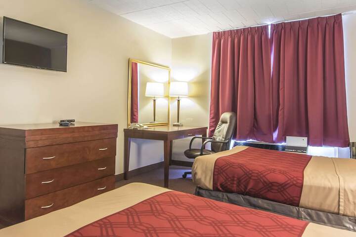 2 Double Beds (6 of 6)