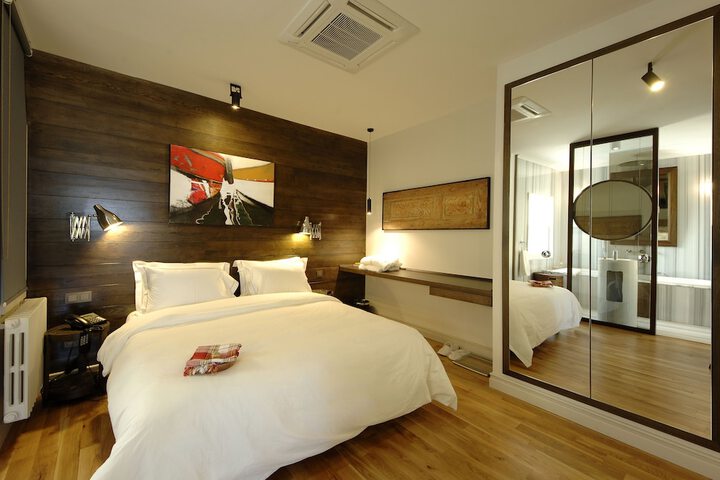 Room 4 of 54