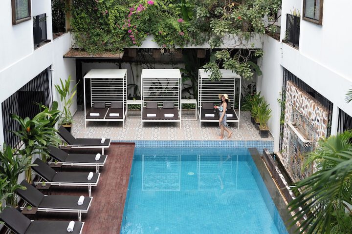 Pool 85 of 116