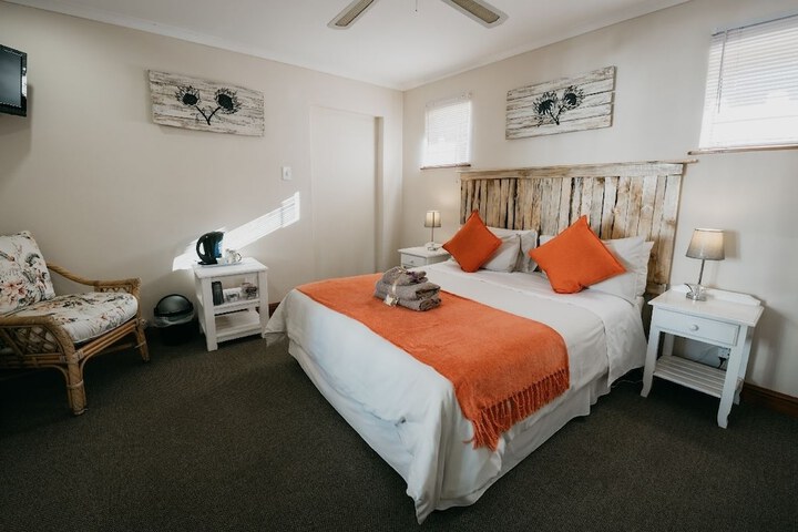 Room 15 of 80