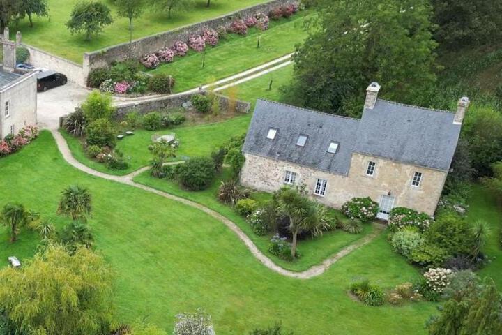 Gites Du Manoir de Savigny