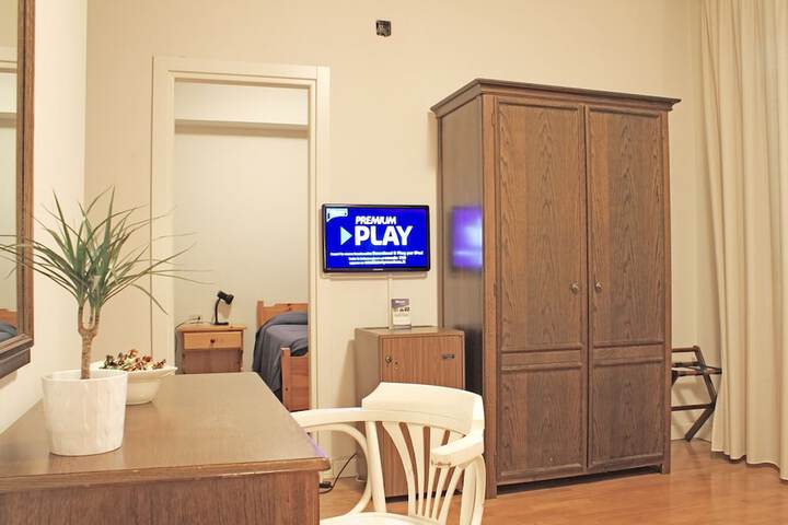 Room 20 of 42