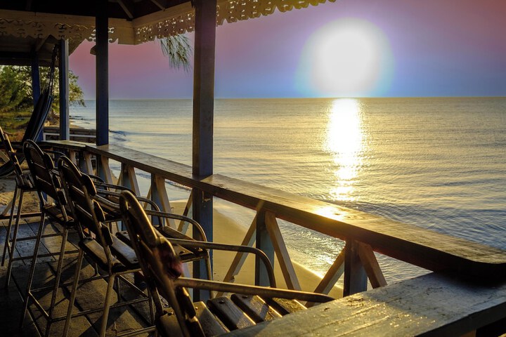 Indigo Beach Resort