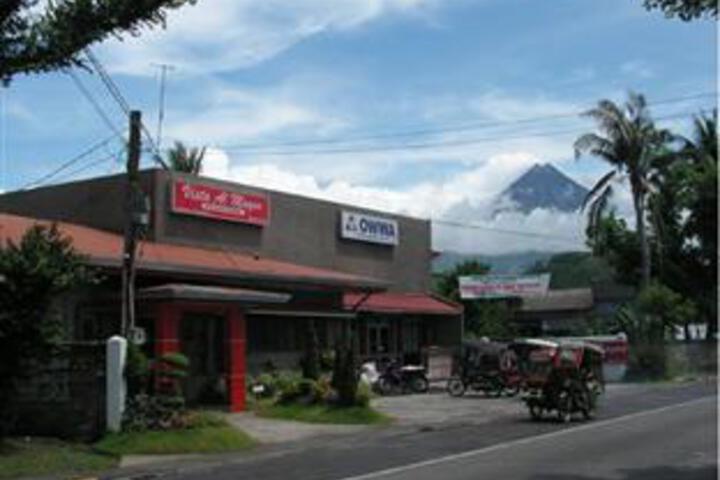 Vista Al Mayon Pensionne