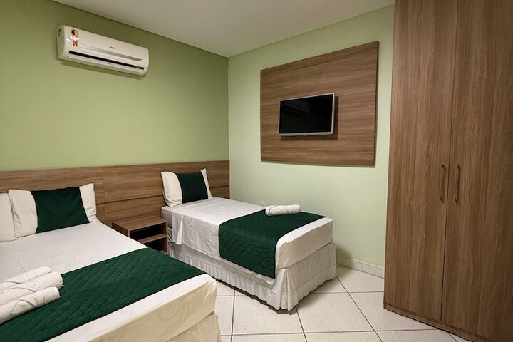 Room 17 of 26