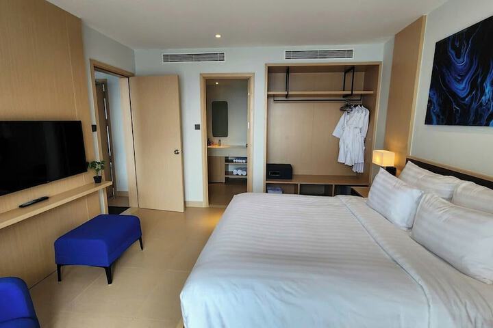 Room 16 of 67