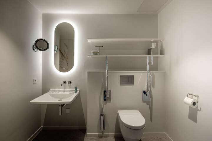 Bath Photo