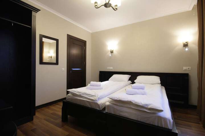 Room 14 of 63