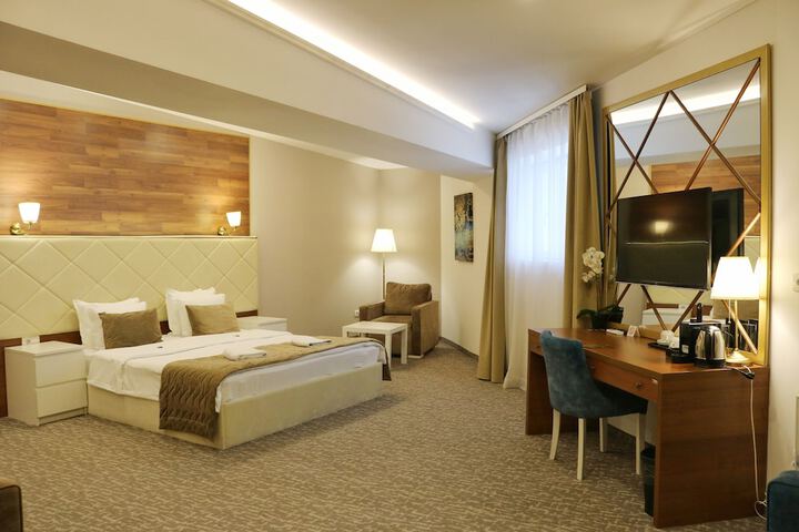 Photo of Luxury Rooms Velika Skadarlija