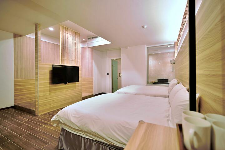 Room 15 of 55