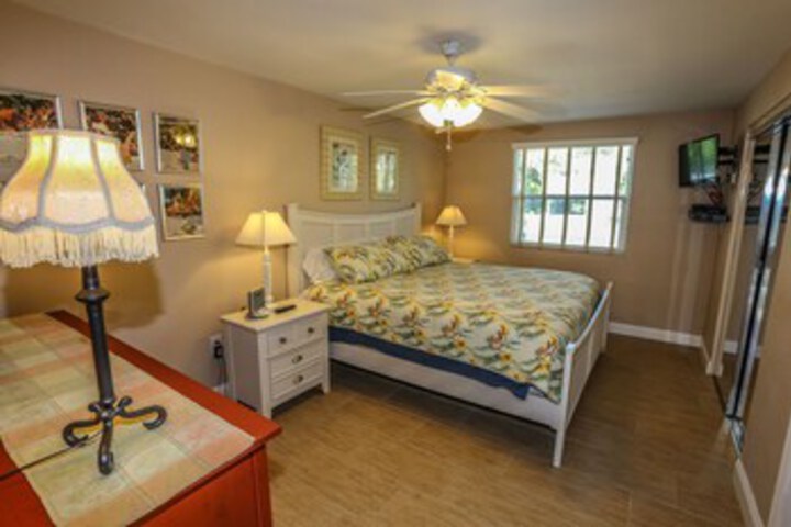 Room 22 of 28