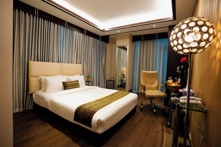 Room 14 of 49