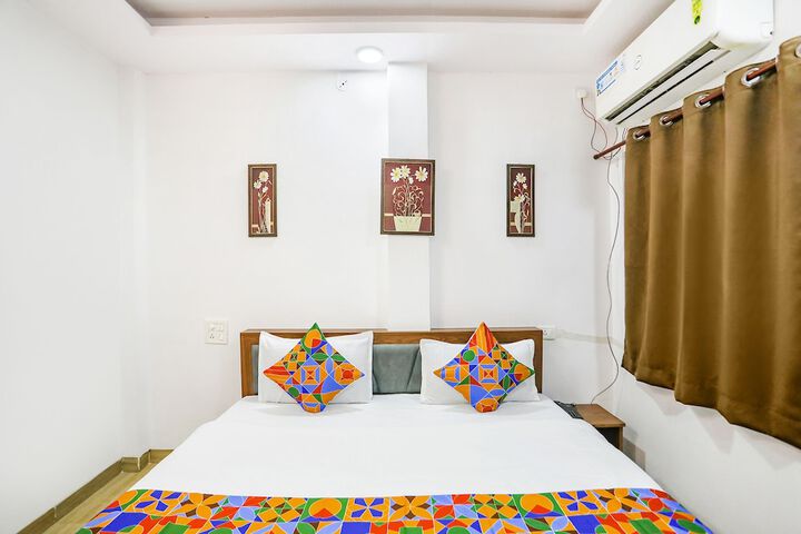 Room 15 of 29