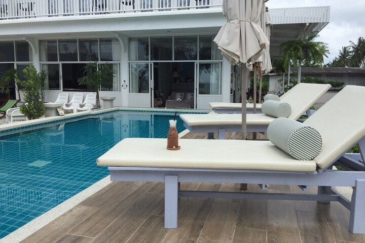 Pool 31 of 52