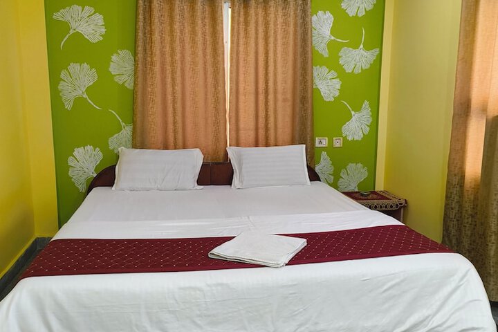 Room 12 of 50