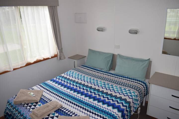 Room 5 of 38
