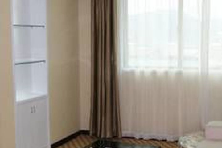 Room 63 of 83