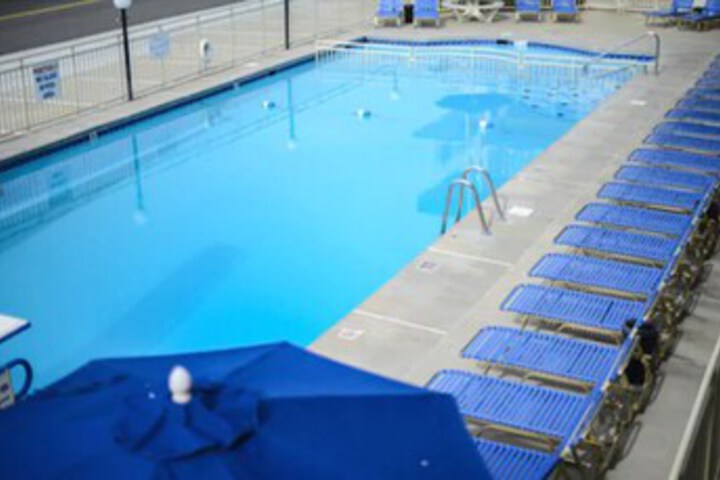 Pool 181 of 216