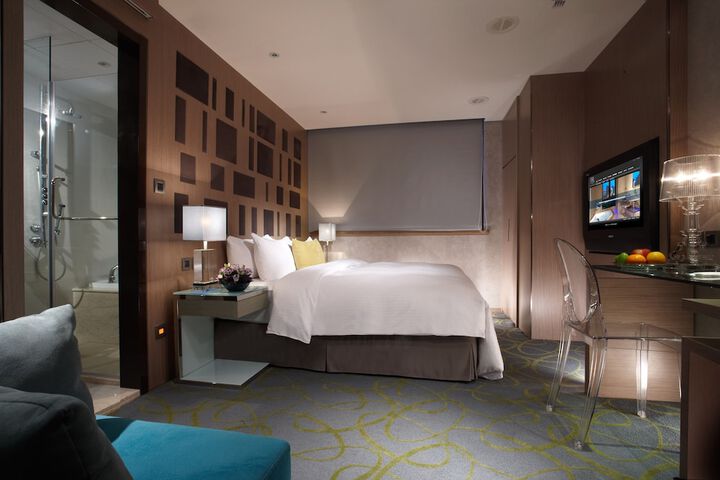 Room 22 of 56