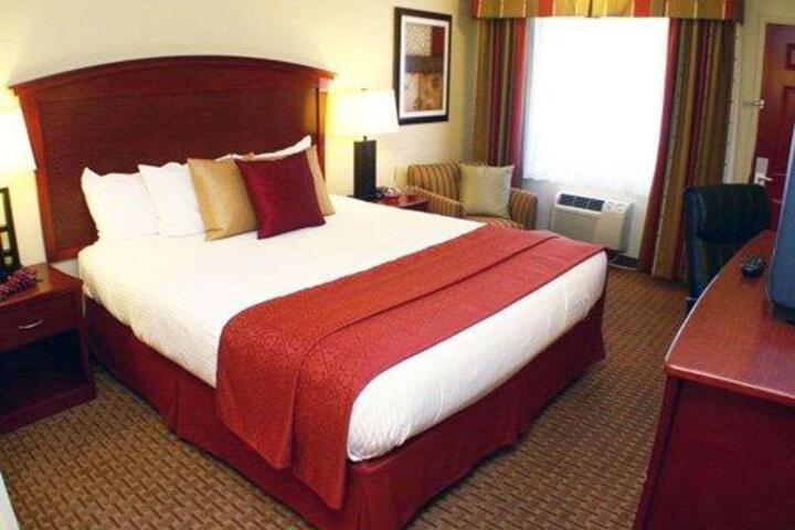 1 King Bed (1 of 2)