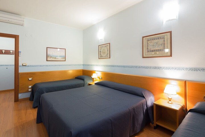 Room 20 of 67