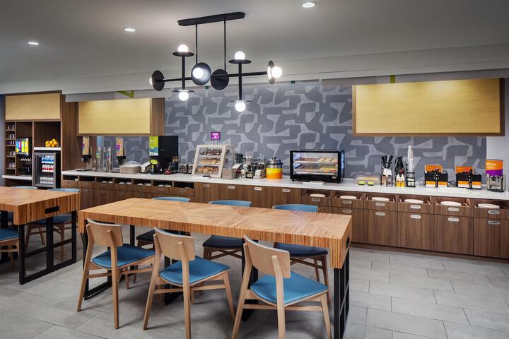 Breakfast area
