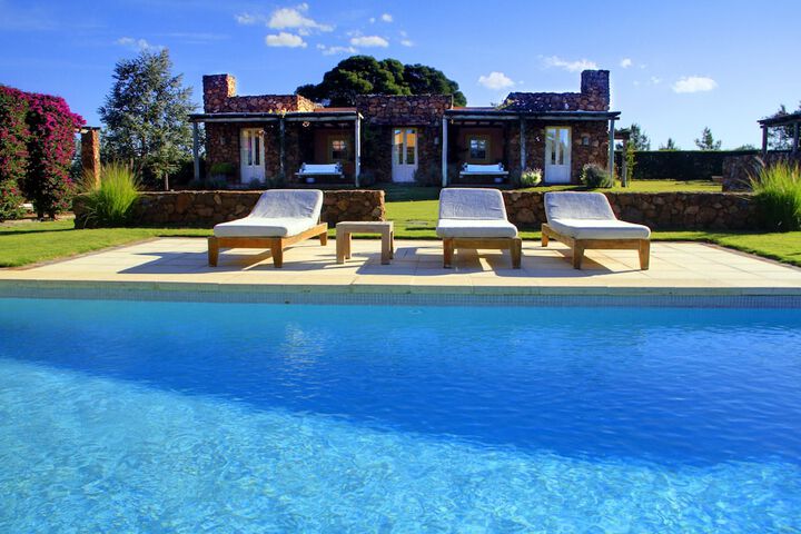 Pool 25 of 48