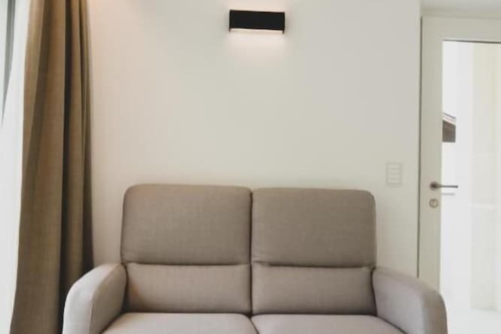 Room 4 of 29